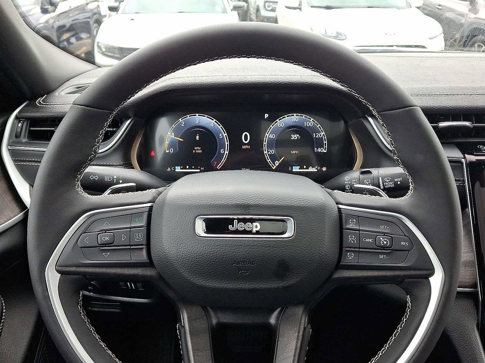 New 2025 Jeep Grand Cherokee Limited image 15