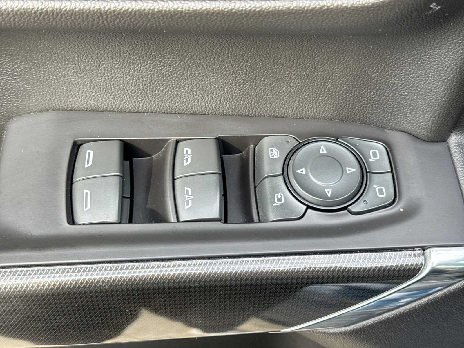 Used 2019 GMC Sierra 1500 AT4 w/ AT4 Premium Package AWD/4WD image 17