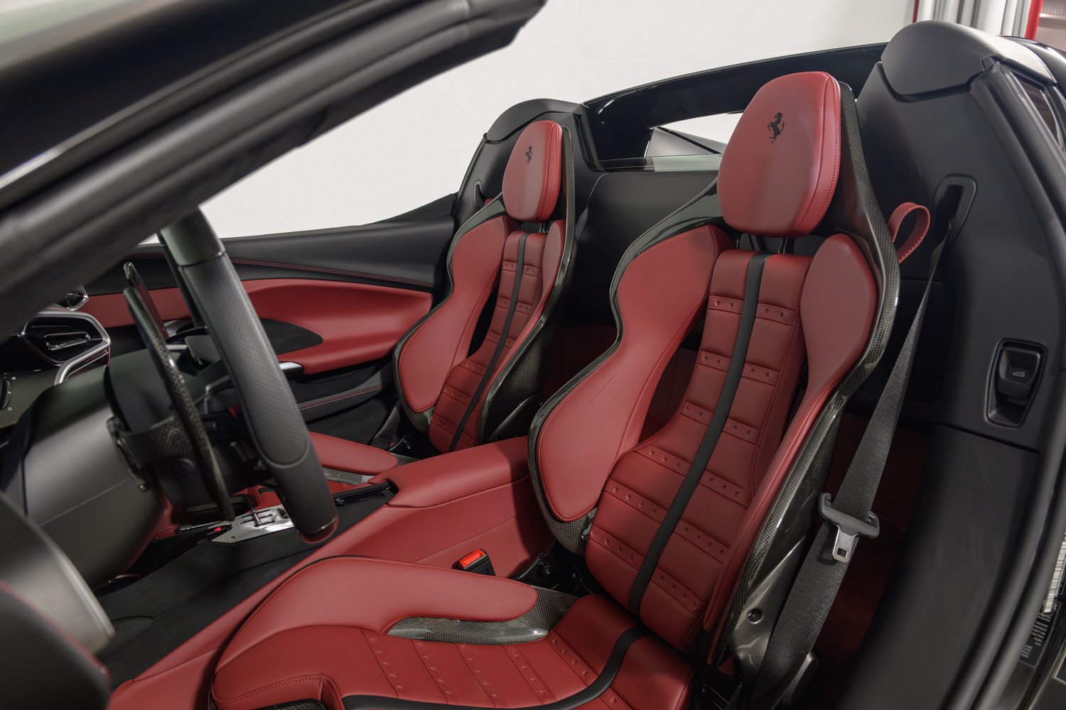 Used 2024 Ferrari 296 GTS RWD image 29