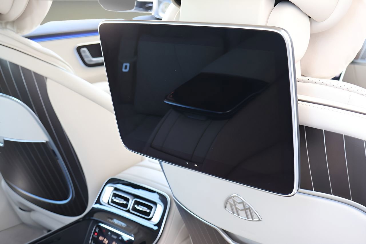 Used 2024 Mercedes-Benz Maybach S 680 4MATIC image 21