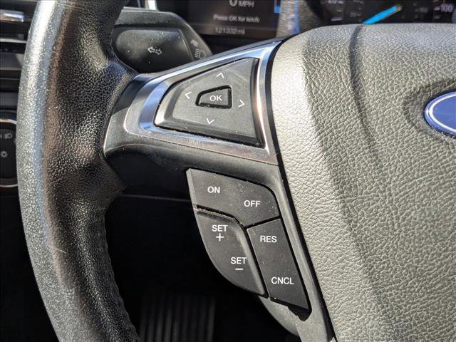 Used 2018 Ford Fusion Titanium FWD image 4