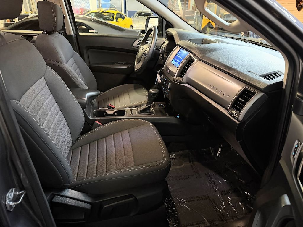 Used 2021 Ford Ranger XLT w/ FX4 Off-Road Package image 13