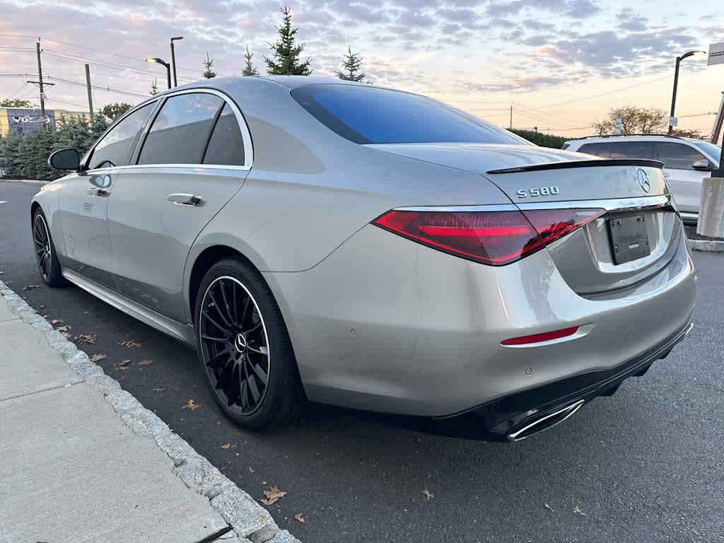 Used 2022 Mercedes-Benz S 580 4MATIC Sedan image 7