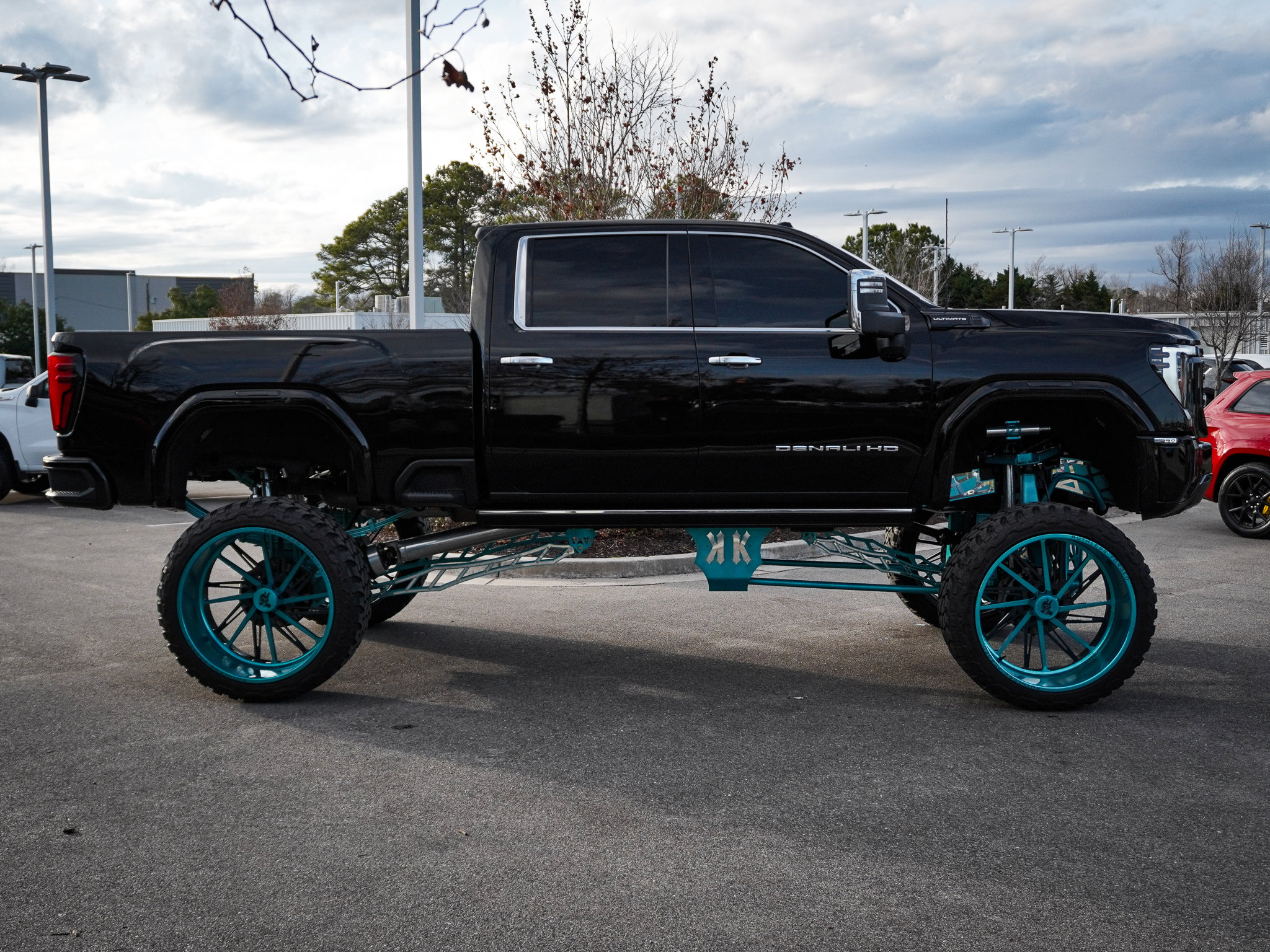 Used 2024 GMC Sierra 2500 Denali Ultimate image 11