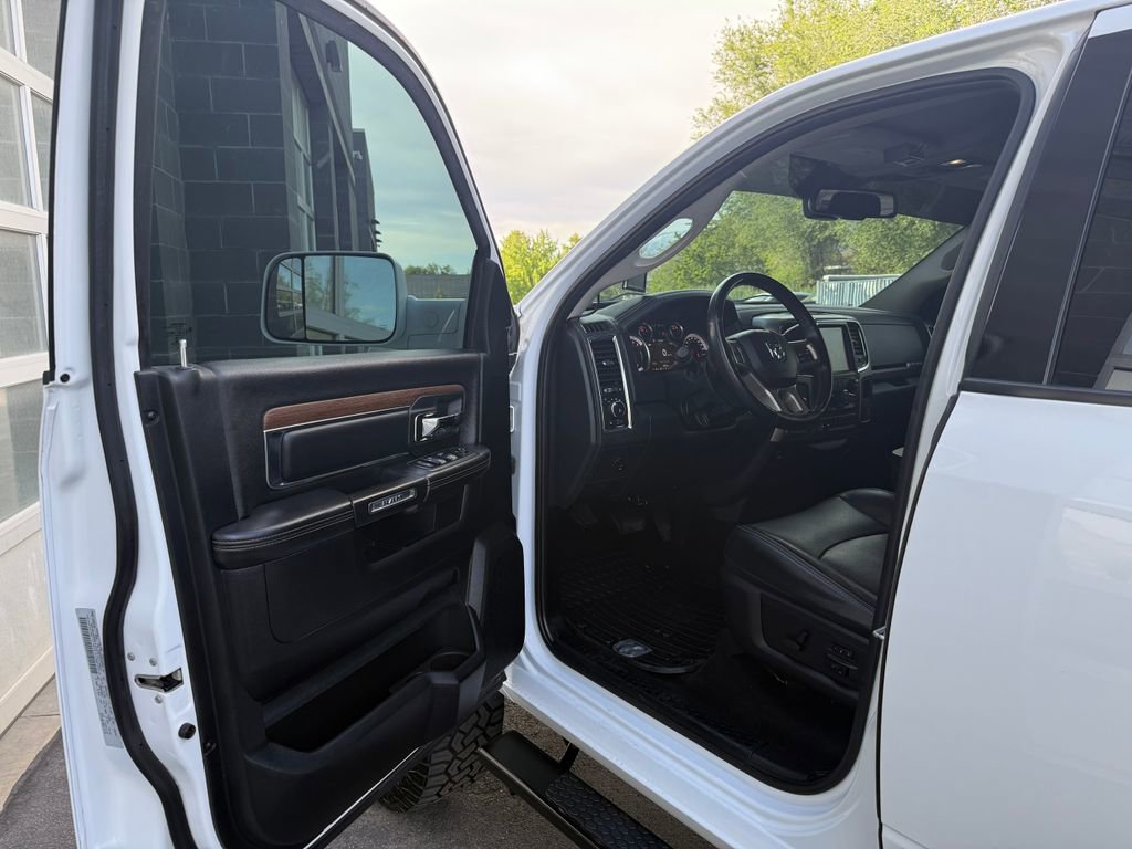Used 2017 RAM 2500 Laramie w/ Sport Appearance Group AWD/4WD image 22