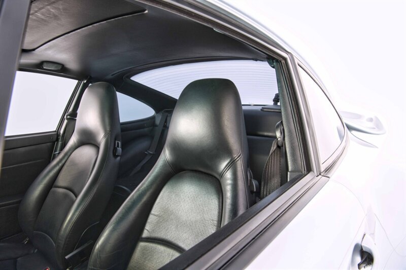 Used 1997 Porsche 911 Turbo AWD/4WD image 16