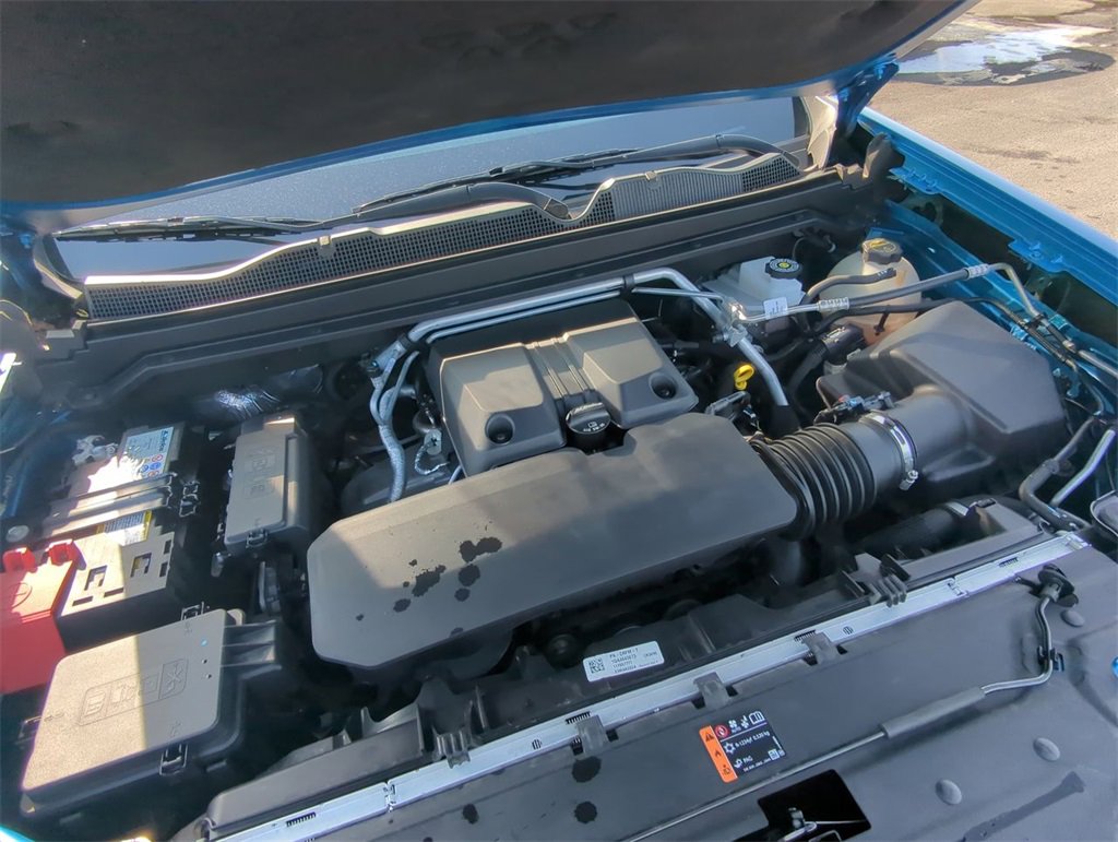 Used 2024 Chevrolet Colorado LT w/ LT Convenience Package II image 25