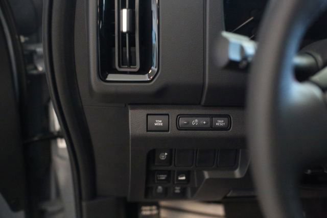 New 2025 Nissan Frontier PRO-4X image 10