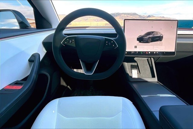 Used 2025 Tesla Model 3 Long Range image 8