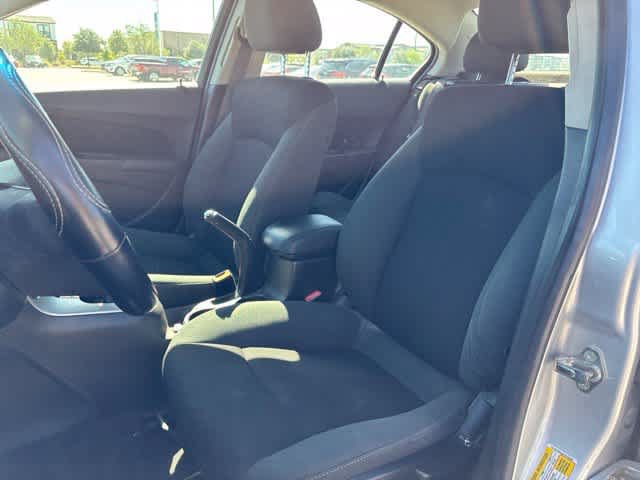 Used 2011 Chevrolet Cruze Eco FWD image 22