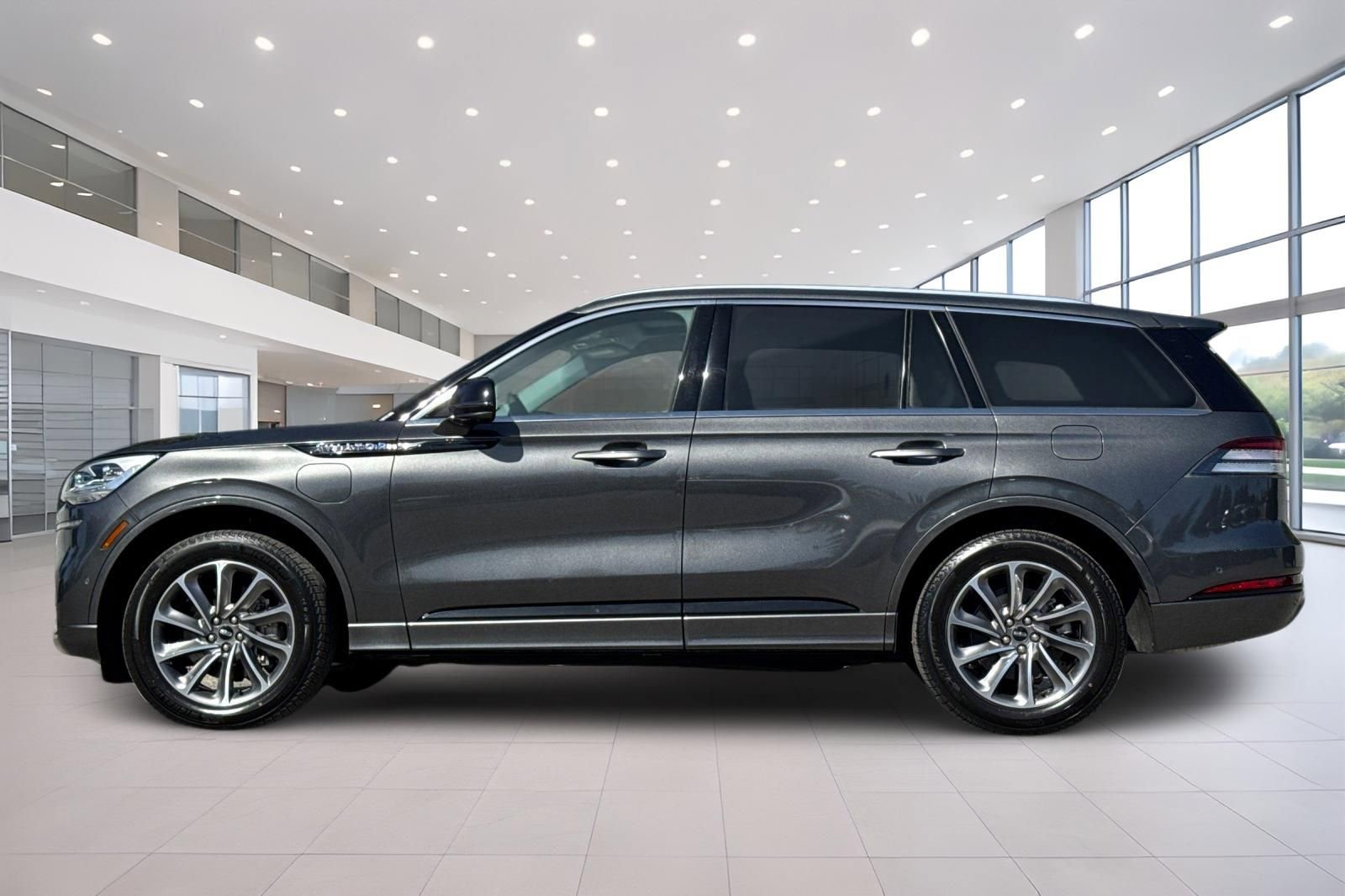 Certified 2020 Lincoln Aviator Grand Touring w/ Equipment Group 301A AWD/4WD image 7