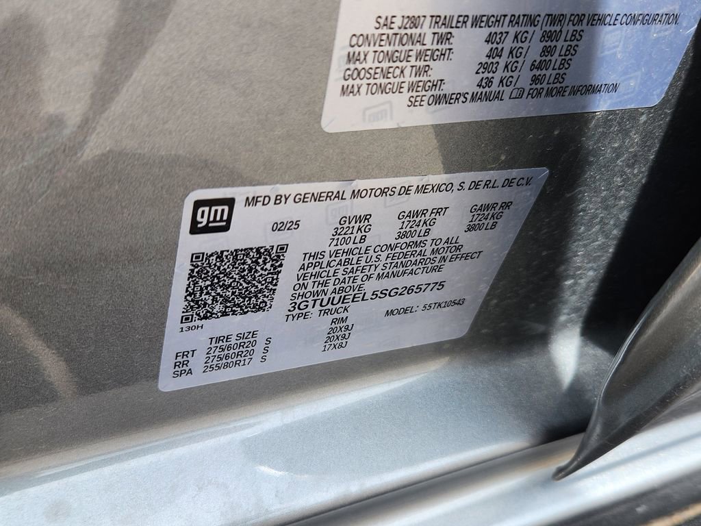 Used 2025 GMC Sierra 1500 AT4 w/ AT4 Premium Package AWD/4WD image 35