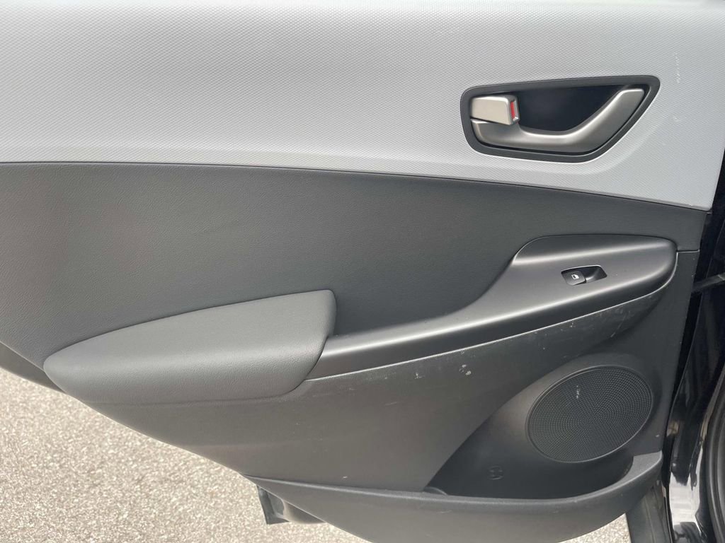 Used 2019 Hyundai Kona Ultimate AWD/4WD image 18