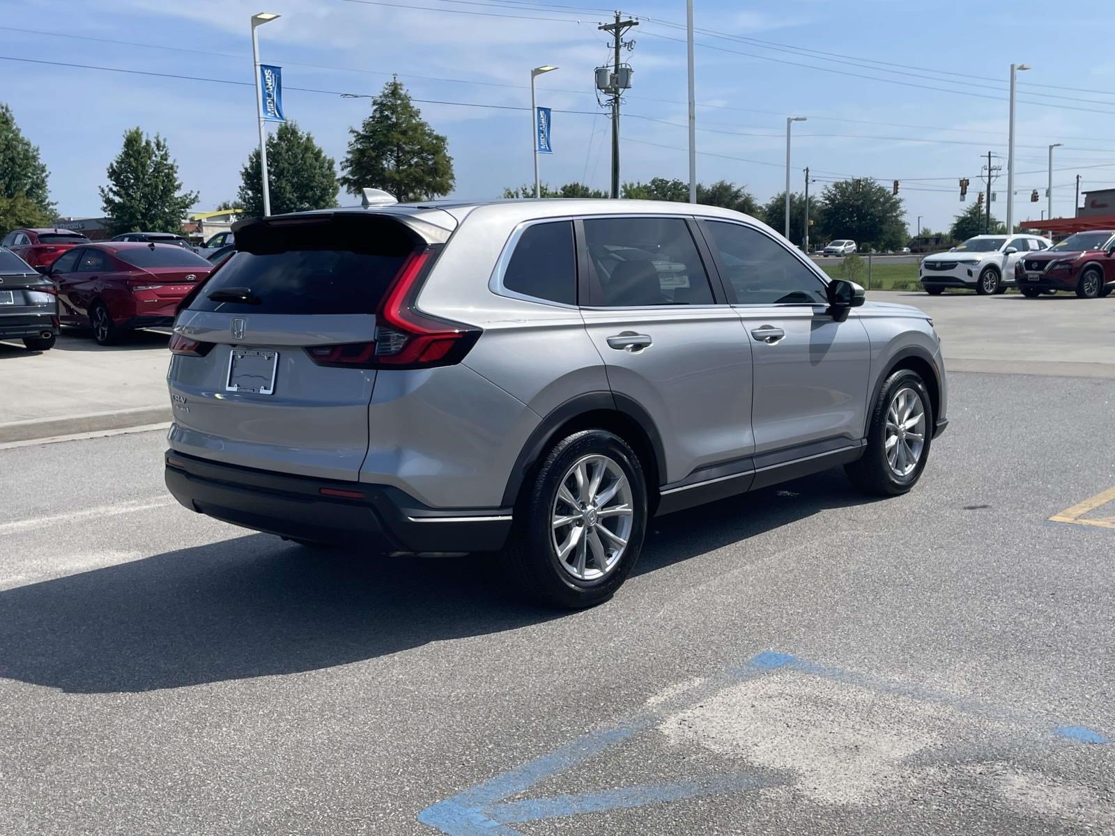 Used 2023 Honda CR-V EX-L image 6