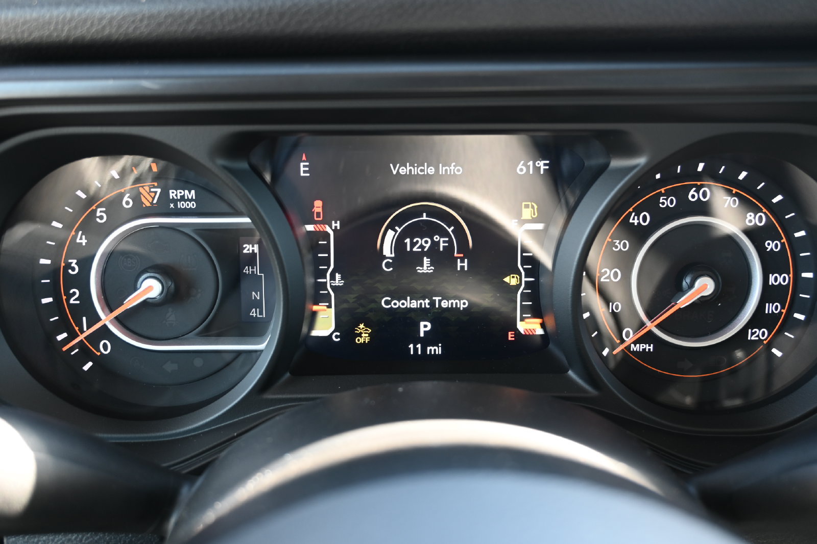 New 2026 Jeep Gladiator Sport AWD/4WD image 9