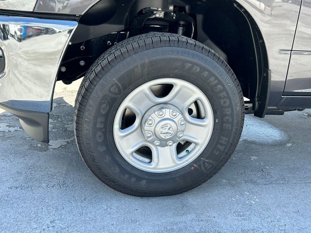 New 2025 RAM 2500 Big Horn image 16