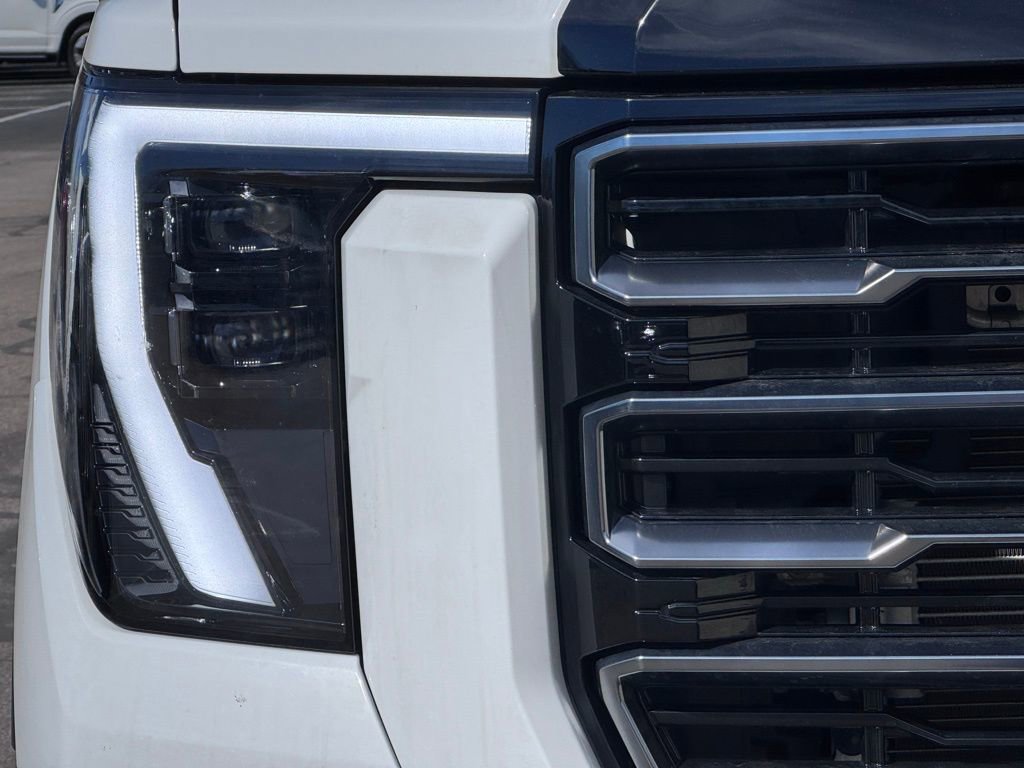 Used 2024 GMC Sierra 2500 AT4 w/ AT4 Premium Plus Package image 5