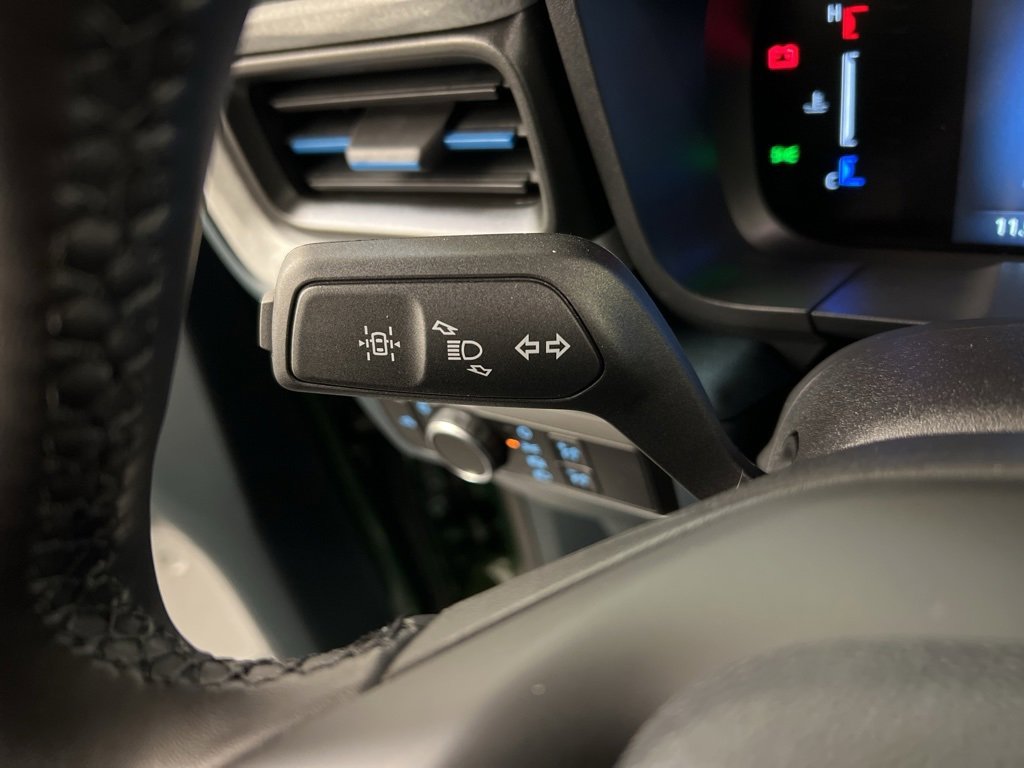 New 2025 Ford Maverick XLT w/ XLT Luxury Package image 18