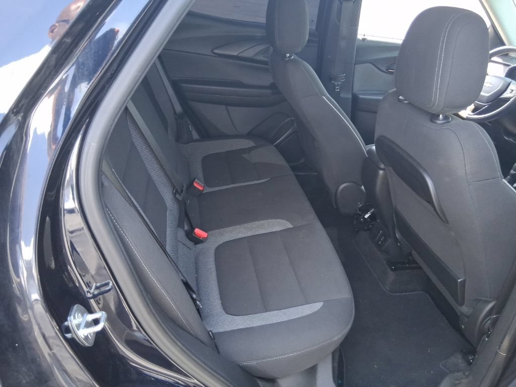 Used 2021 Chevrolet TrailBlazer LT w/ Convenience Package FWD image 7
