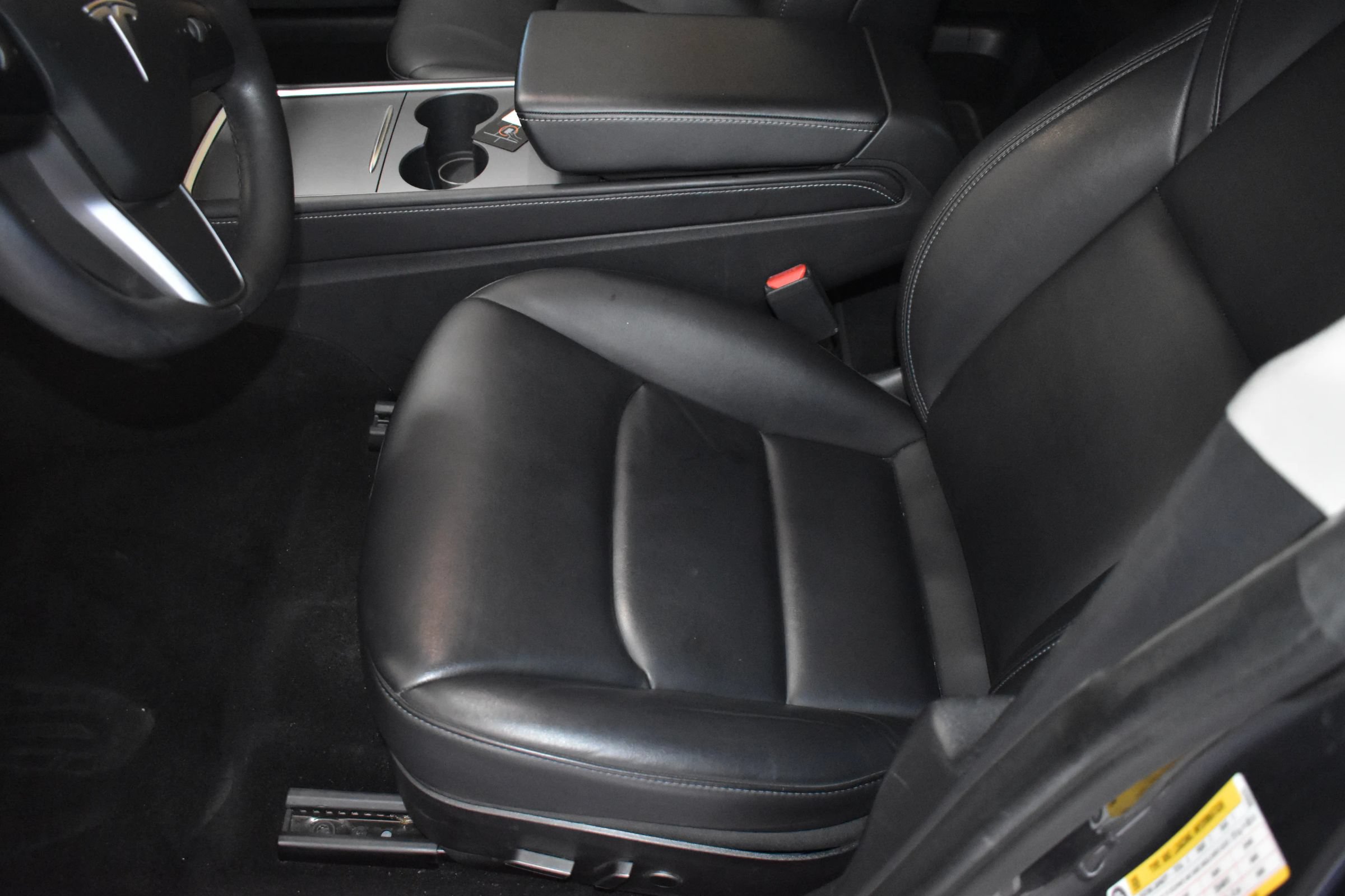 Used 2023 Tesla Model 3 Standard Range RWD image 8