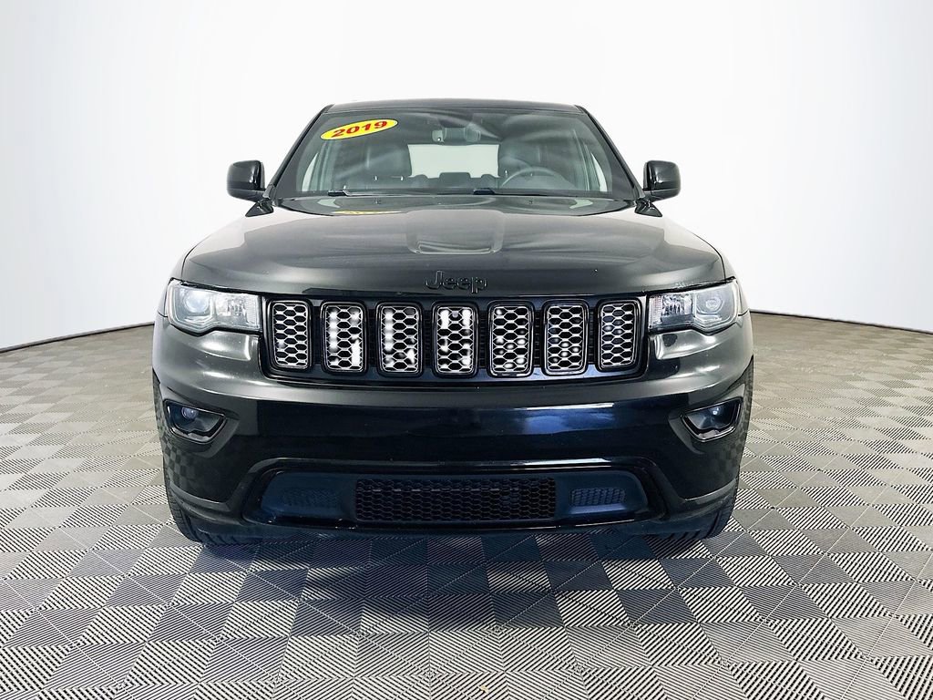 Certified 2019 Jeep Grand Cherokee Altitude AWD/4WD image 4