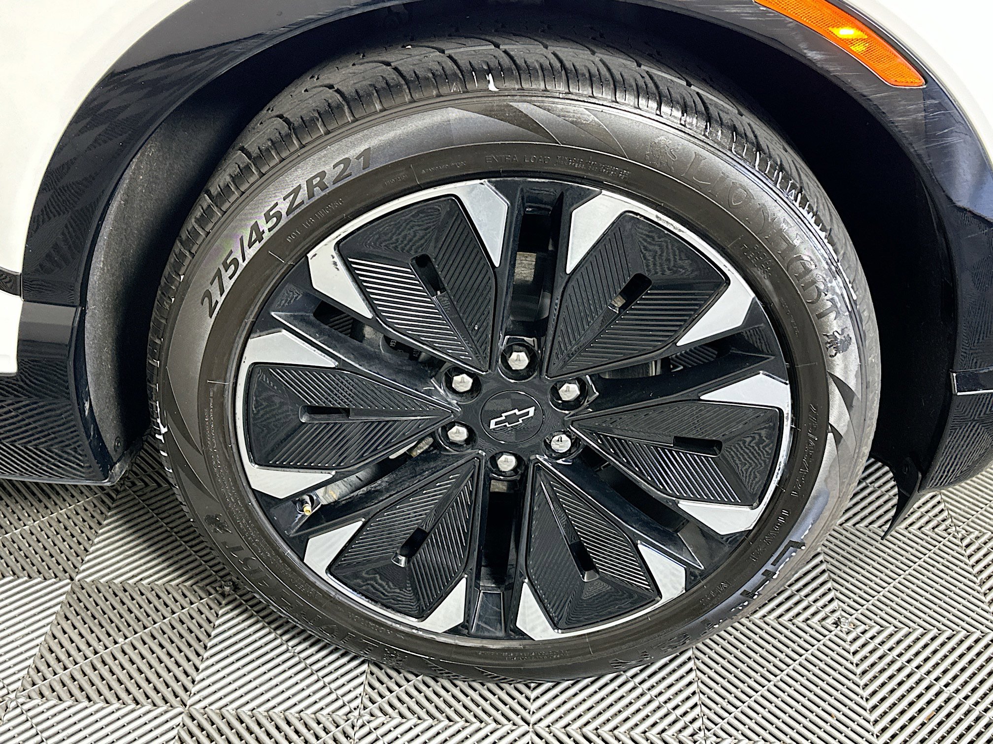 Used 2024 Chevrolet Blazer EV RS image 11