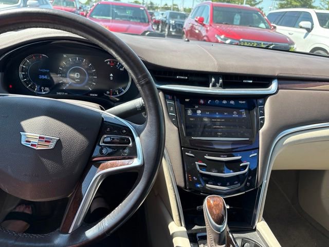 Used 2017 Cadillac XTS Premium Luxury FWD image 2