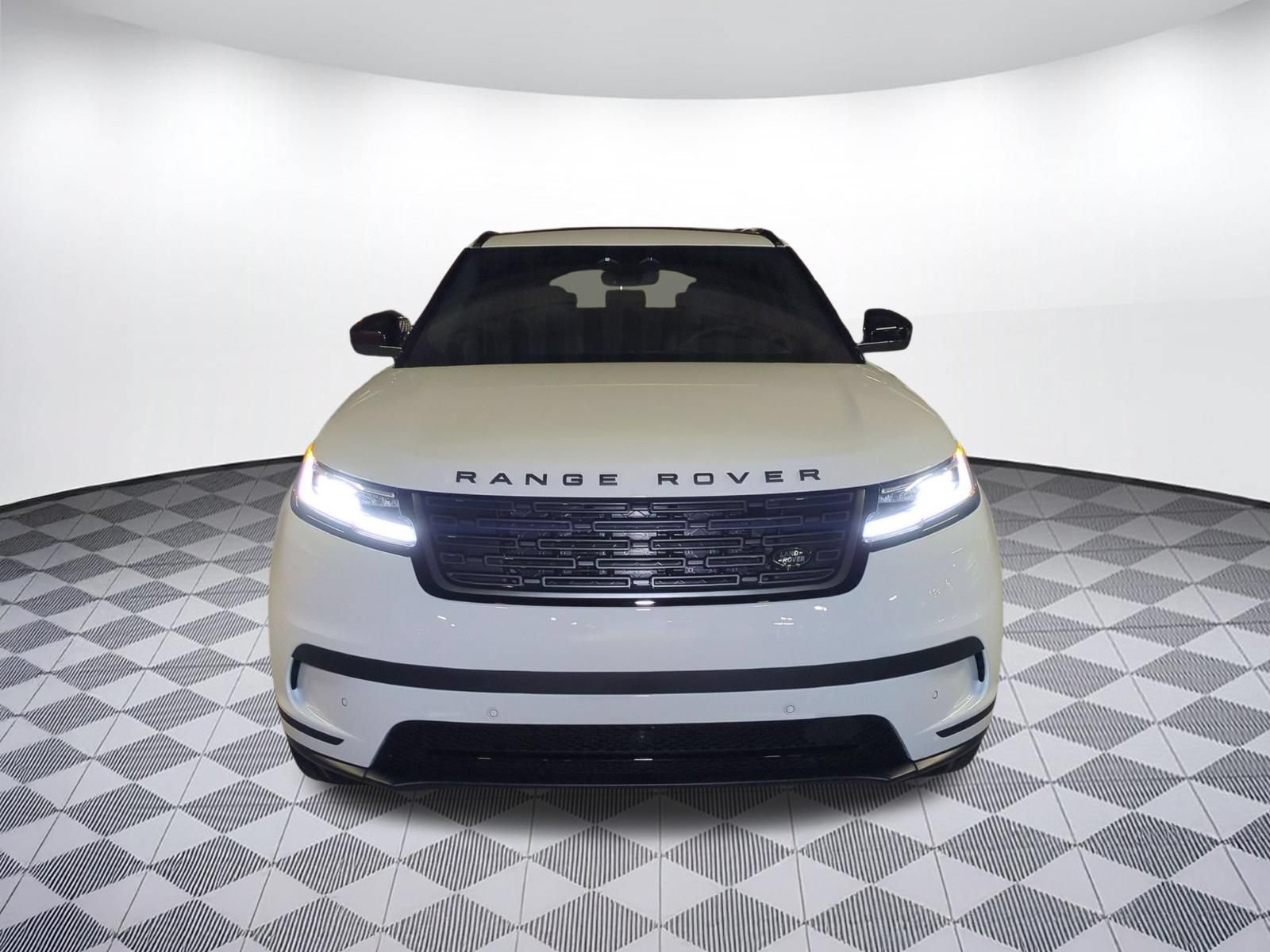 New 2026 Land Rover Range Rover Velar S AWD/4WD image 8