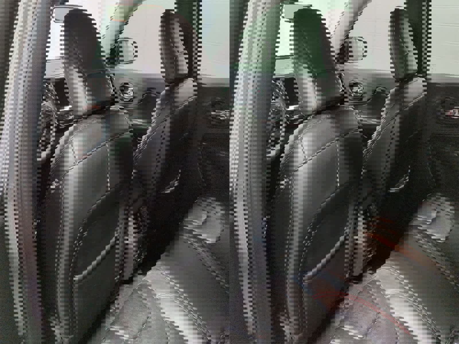 Certified 2019 Jeep Cherokee Trailhawk w/ Cold Weather Group image 19