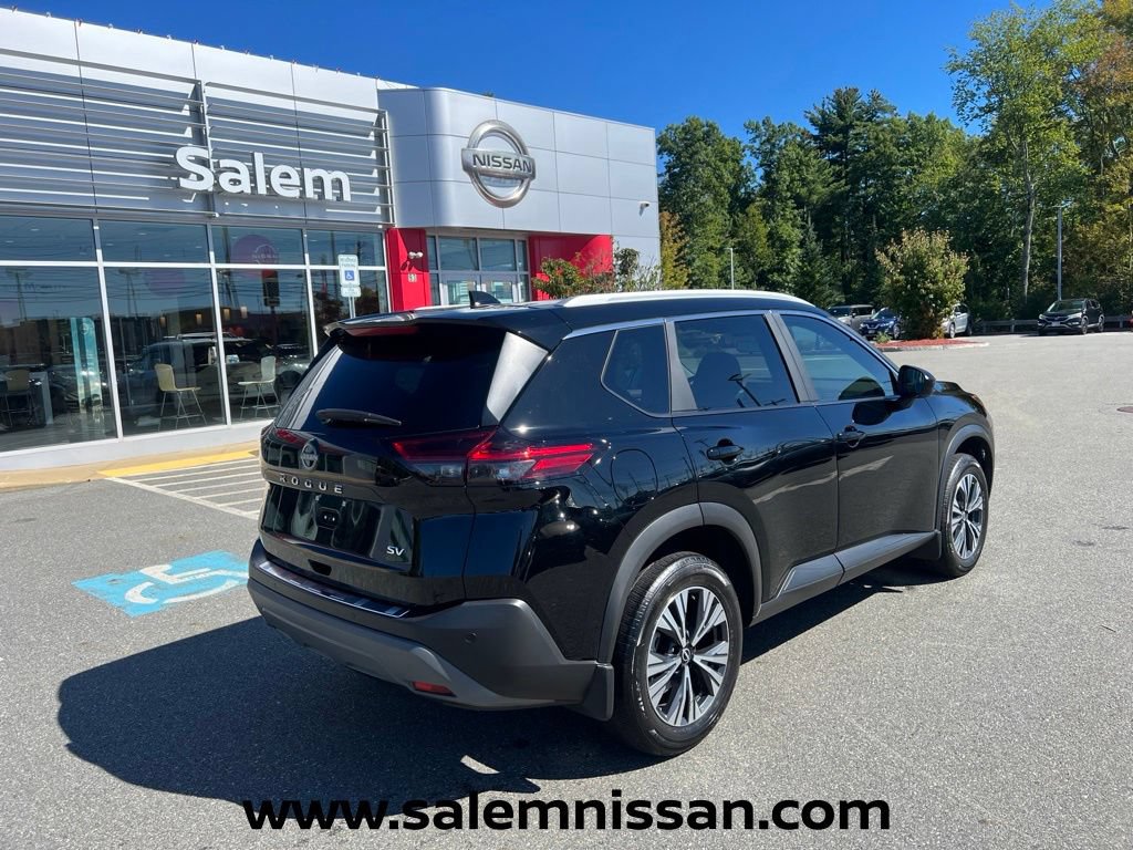 Used 2023 Nissan Rogue SV w/ SV Premium B Package FWD image 7