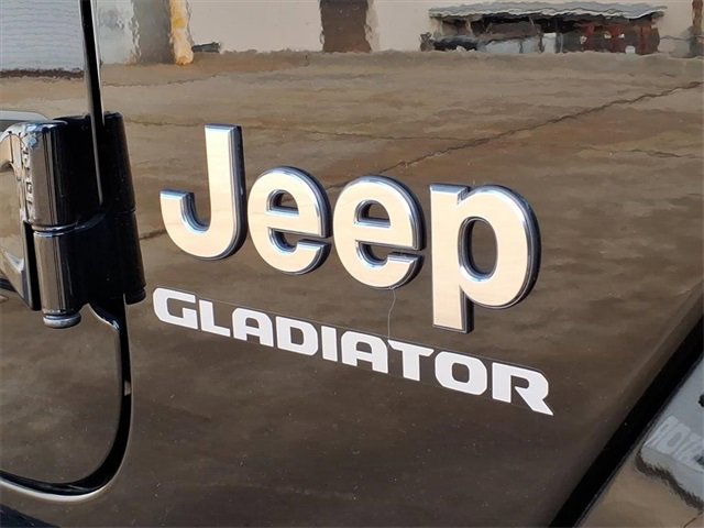 Used 2021 Jeep Gladiator Overland image 27