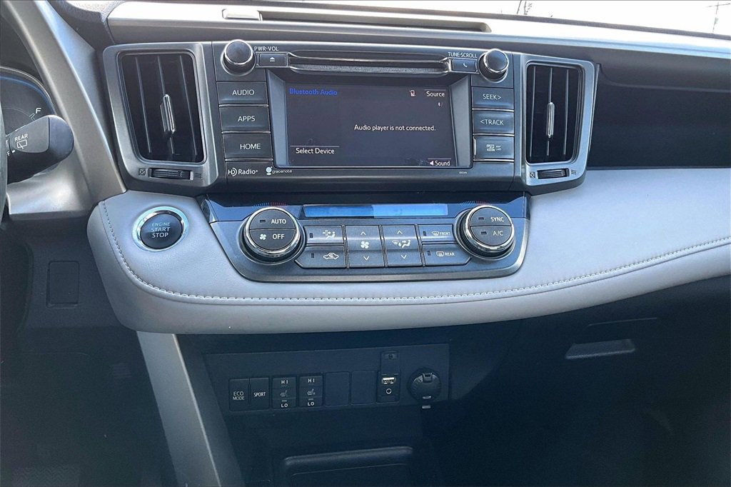 Used 2014 Toyota RAV4 Limited image 28