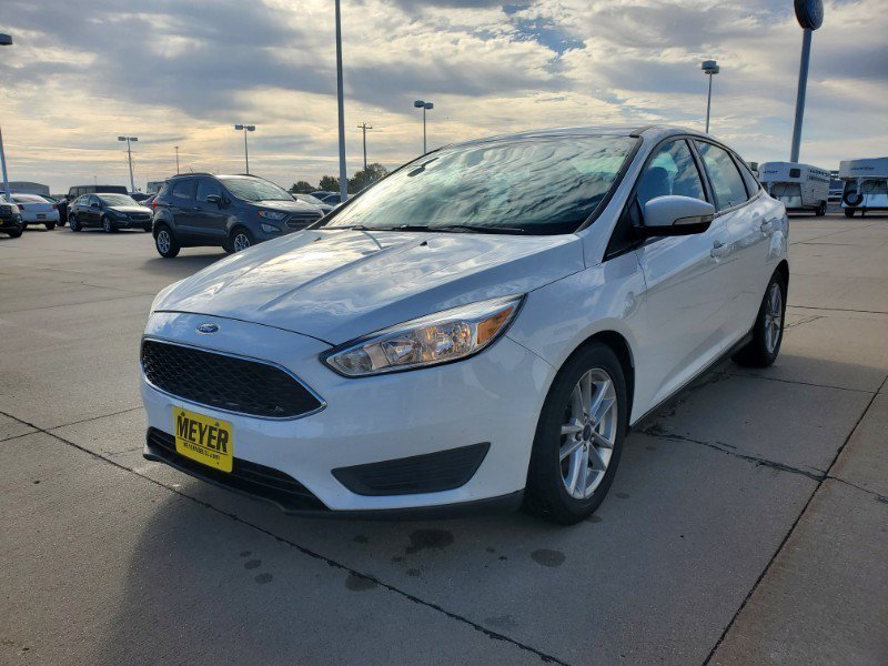 Used 2016 Ford Focus SE FWD image 4
