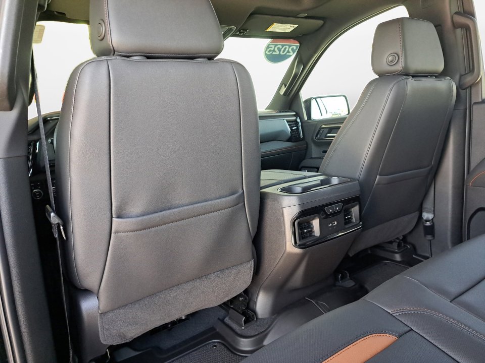 Certified 2025 GMC Sierra 1500 AT4 w/ AT4 Premium Package AWD/4WD image 13