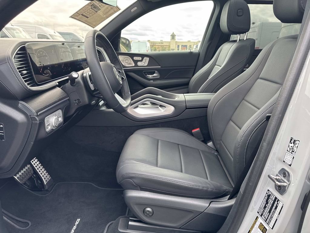 New 2025 Mercedes-Benz GLS 450 4MATIC image 19