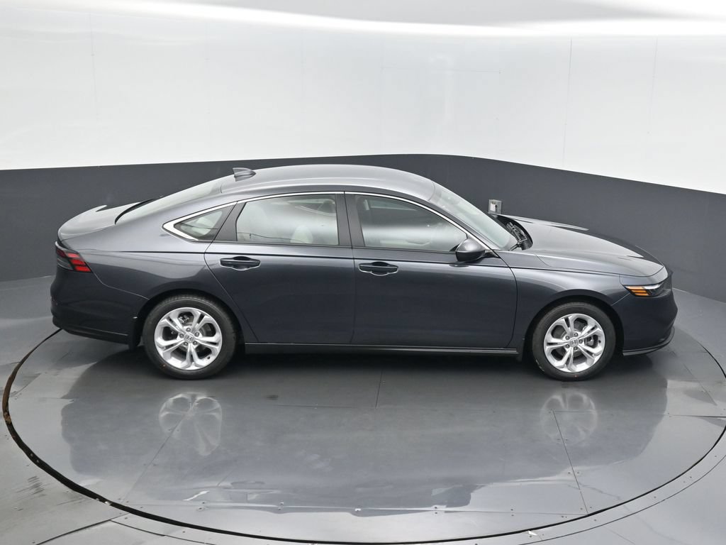 Certified 2025 Honda Accord LX image 13