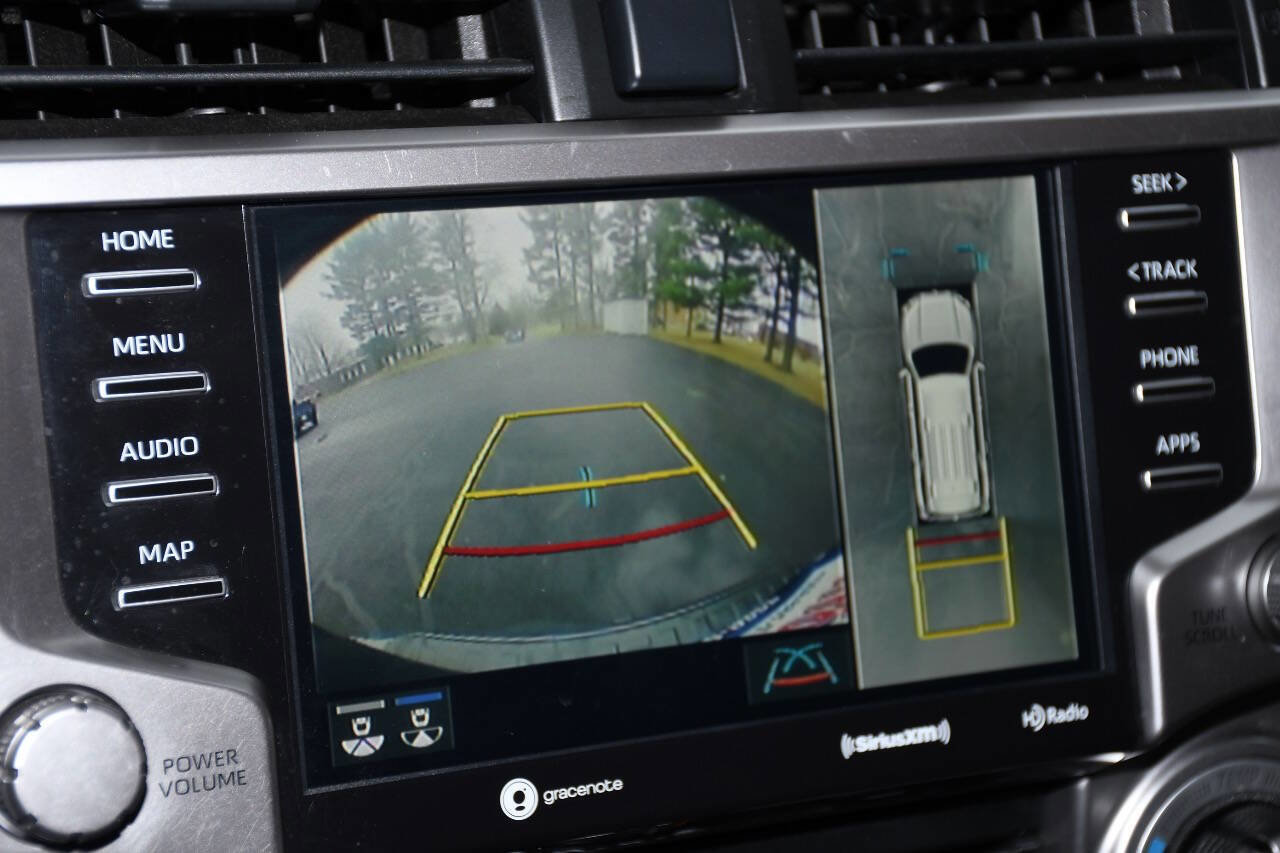 Used 2022 Toyota 4Runner SR5 Premium w/ Moonroof Package AWD/4WD image 35