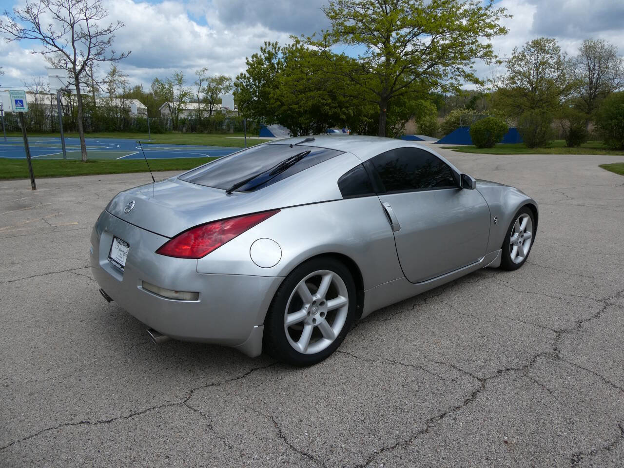 Used 2004 Nissan 350Z Touring w/ Cargo Convenience Pkg RWD image 5