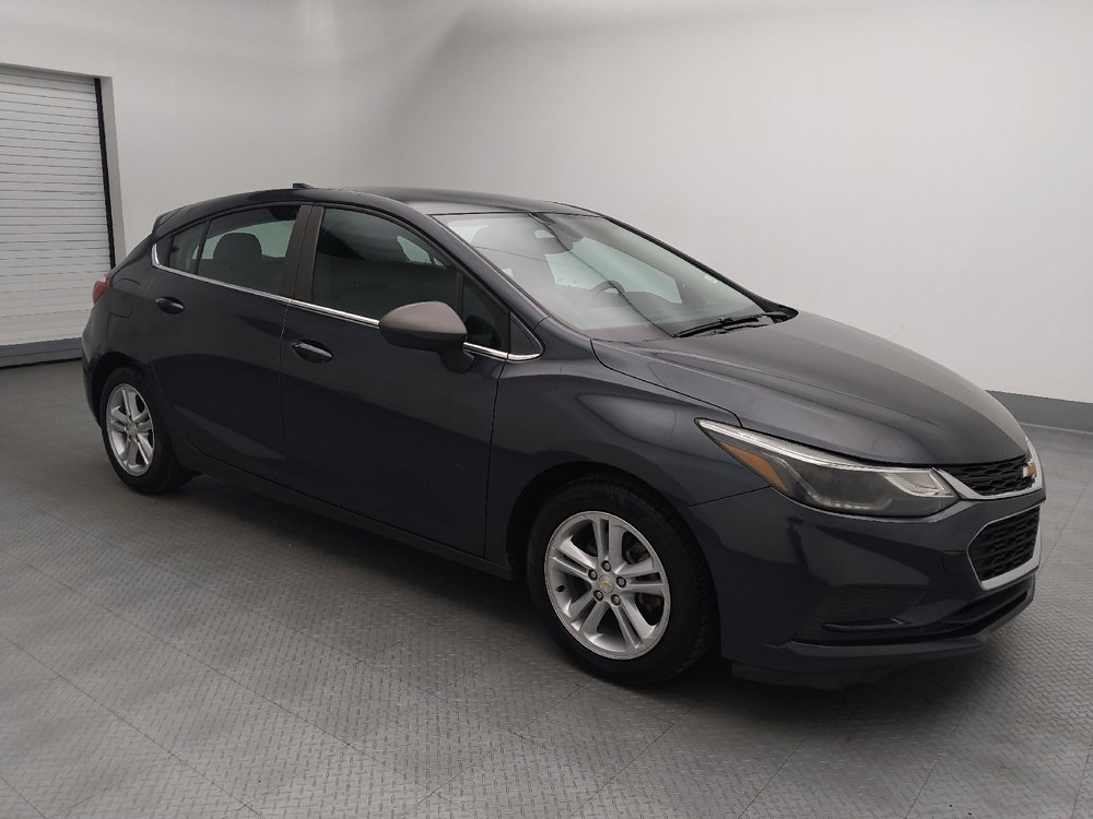 Used 2017 Chevrolet Cruze LT w/ Convenience Package FWD image 11