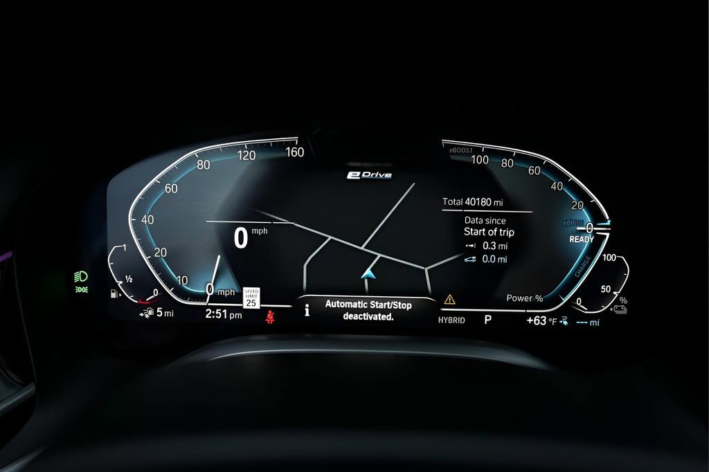 Used 2022 BMW 745e xDrive w/ M Sport Package AWD/4WD image 46