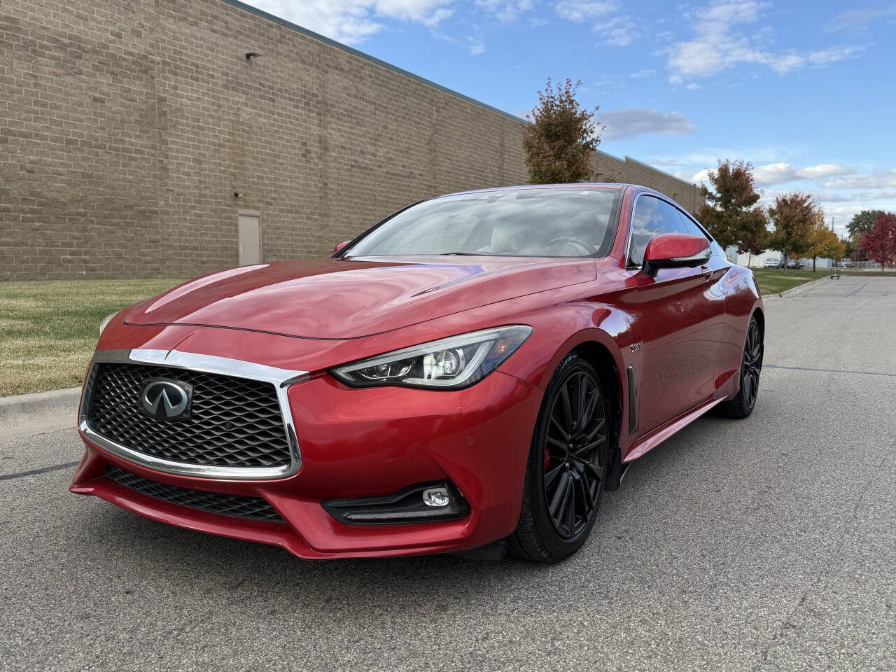 Used 2017 INFINITI Q60 Red Sport 400