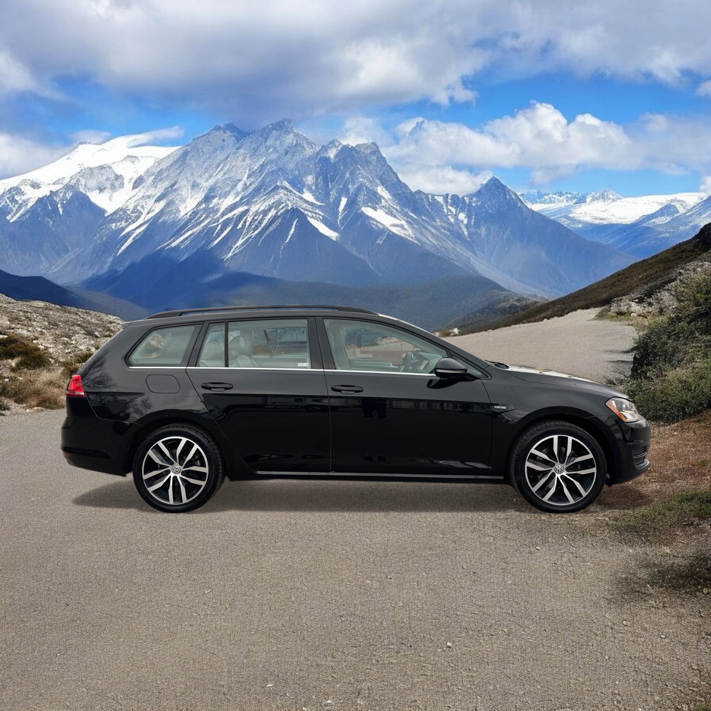 Used 2016 Volkswagen Golf Limited Edition image 6