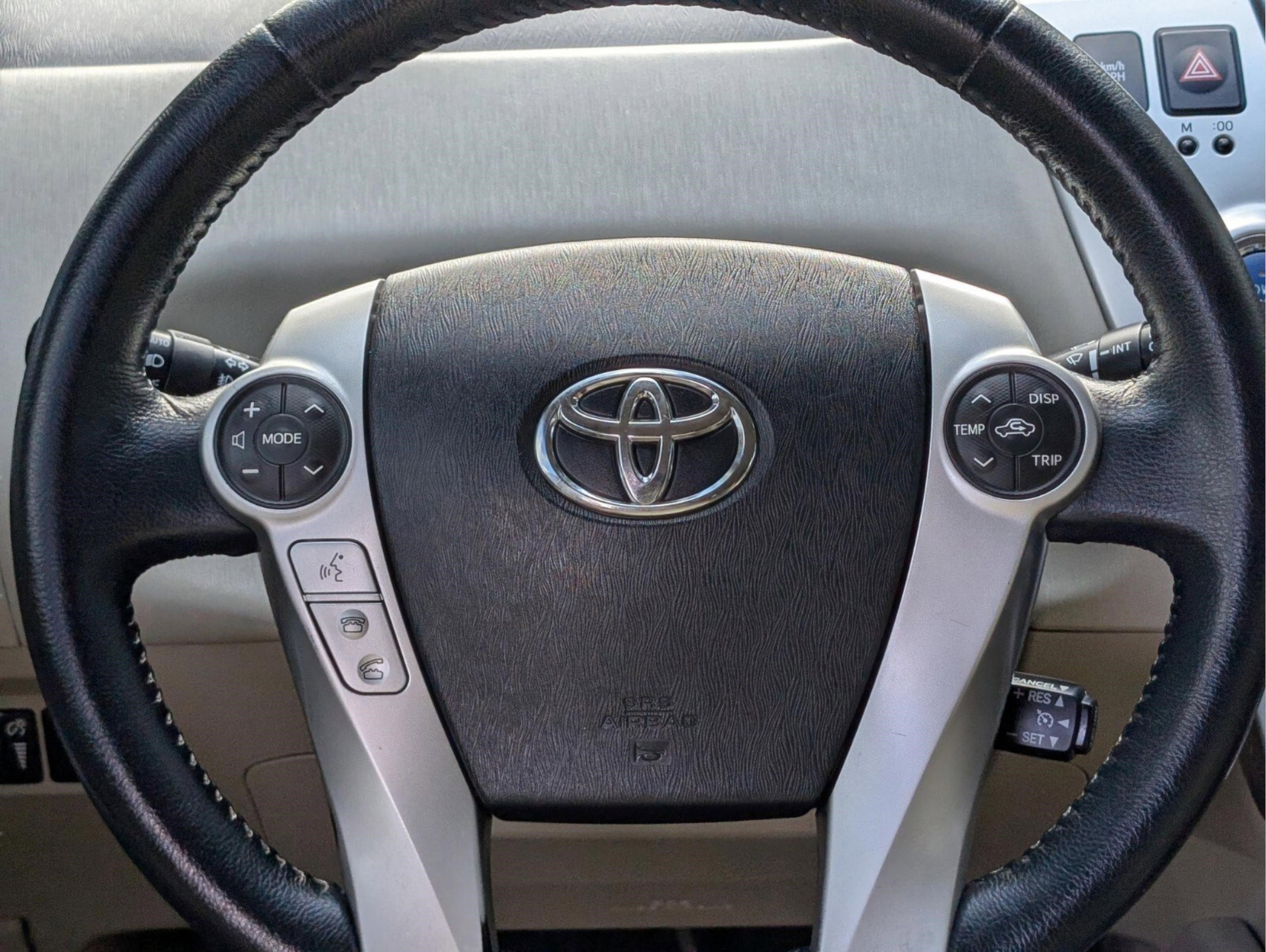 Used 2013 Toyota Prius V Five image 36