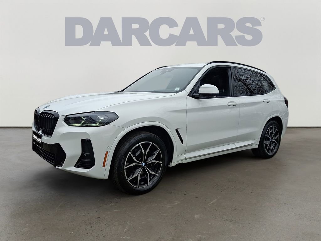 Used 2024 BMW X3 xDrive30i w/ Premium Package image 3