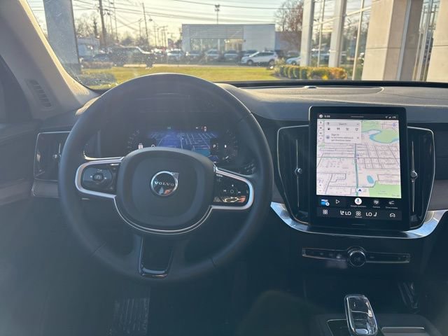 Used 2025 Volvo XC90 B6 Plus AWD/4WD image 21