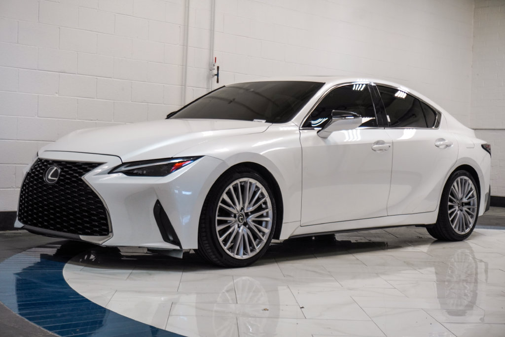Used 2023 Lexus IS 300 w/ Premium Package RWD image 4