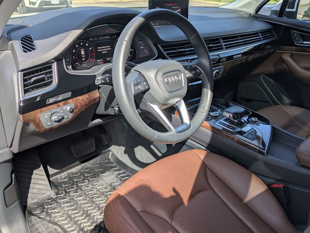 Used 2018 Audi Q7 3.0T Prestige image 9