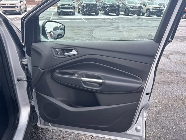 Used 2019 Ford Escape SE image 21