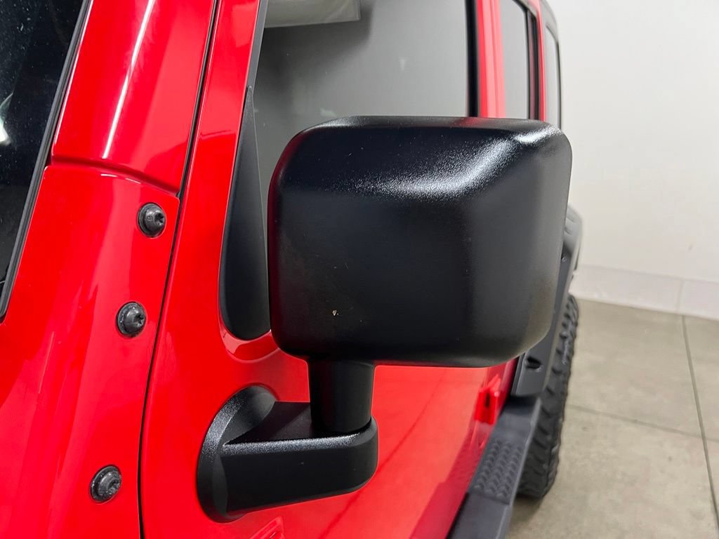 Used 2018 Jeep Wrangler Unlimited Sport w/ Connectivity Group AWD/4WD image 16
