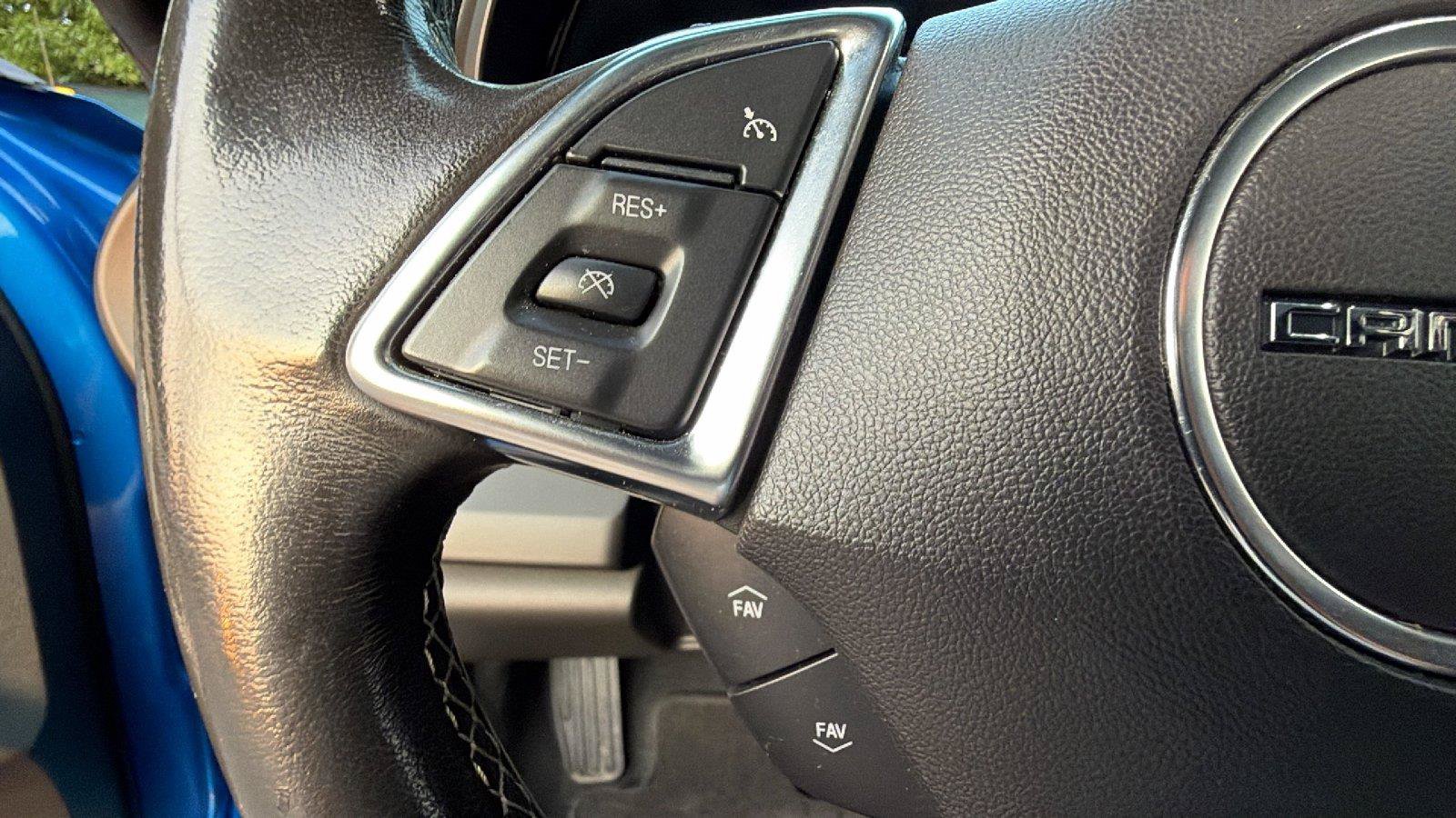 Used 2018 Chevrolet Camaro LT RWD image 23